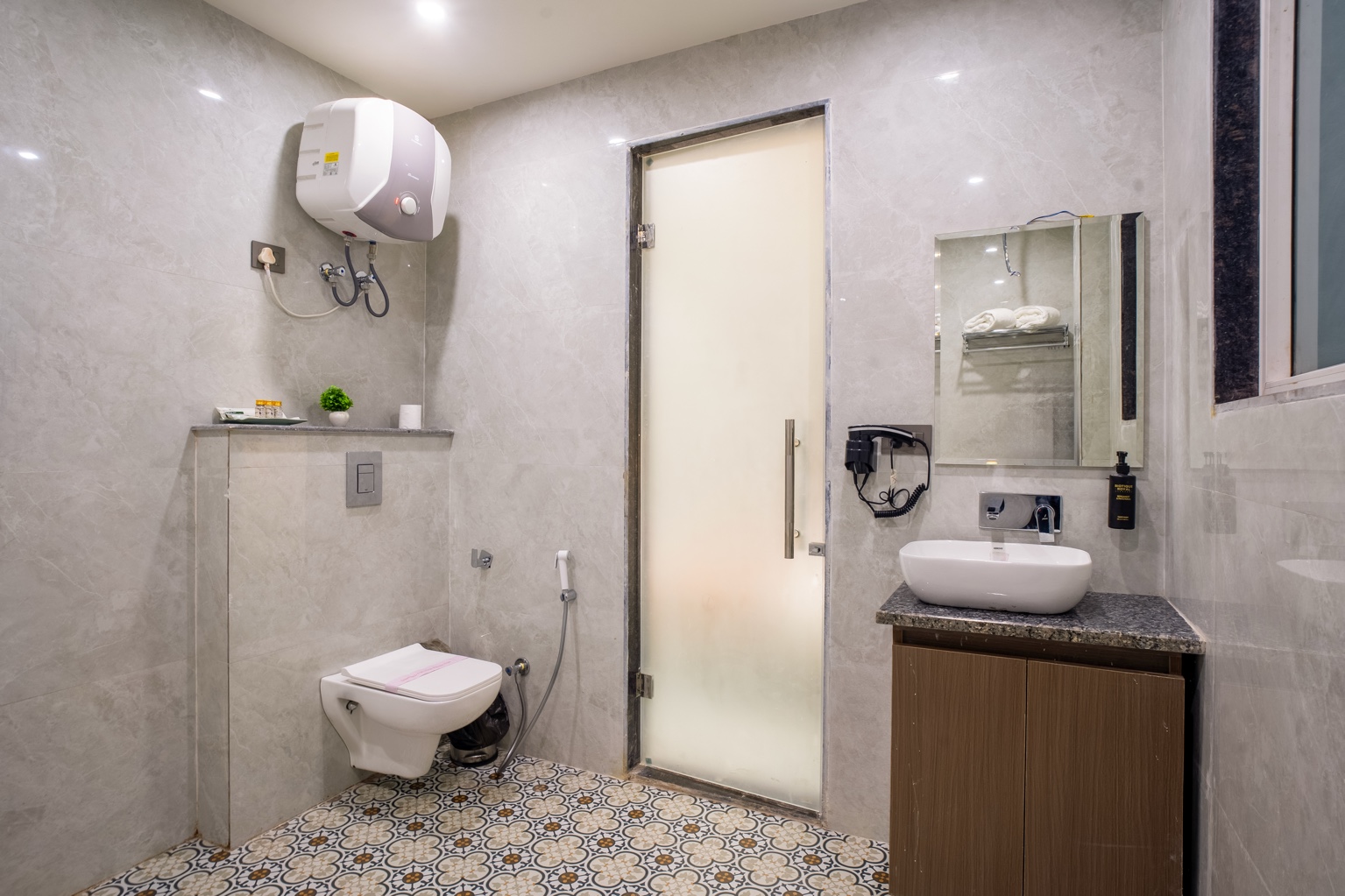 Superior Room Bathroom